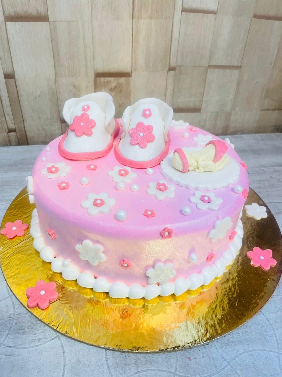 Barbie-Themed Cake - Image 5